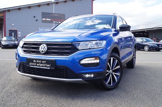 Volkswagen T-Roc 1.0 TSI Style ACC,Bluetooth,USB,WINTERPAKET Used vehicle for sale | First registration 08/2018 | Price 17.490 €