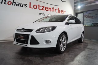 Ford Focus Turnier 1.6 16V Titanium Park-Assist. KLIMA AHK SHZ KEYLESS Used vehicle for sale | First registration 09/2012 | Price 9.990 €