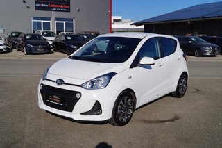 Hyundai i10 1.2 YES! Plus 1.HAND/NAVI/ALU/PDC/SHZ/S-HEFT Gebrauchtwagen Kaufen | EZ 01/2018 | Preis 8.490 €