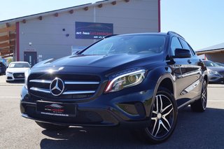 Mercedes-Benz GLA 200 NAVI|RFK|SHZ|TEMPOMAT Used vehicle for sale | First registration 08/2016 | Price 22.490 €