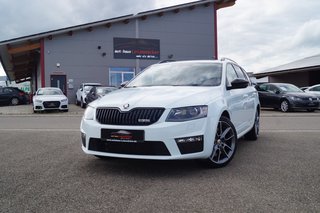 Skoda Octavia 2.0 TDI Combi RS *NAVI / LEDER / XENON / GARANTIE* Gebrauchtwagen Kaufen | EZ 07/2015 | Preis 15.990 €