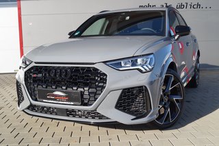 Audi RS Q3 2.5 TFSI quattro Sport Abgas | LED Used vehicle for sale | First registration 03/2021 | Price 64.490 €