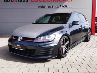 Volkswagen Golf GTI DSG  Performance DYNAUDIO|Bi-Xenon|H&R Used vehicle for sale | First registration 02/2014 | Price 18.990 €