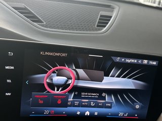 BMW X2 20 d xDrive M SPORT PANO HUD AHK 360K 20Z ICONIC - foto 35