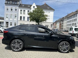 BMW X2 20 d xDrive M SPORT PANO HUD AHK 360K 20Z ICONIC - foto 9