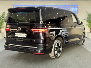 Volkswagen T7 Multivan STYLE LR PANO HUD STHZ ACC AHK TISCH - bilder 5