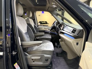 Volkswagen T7 Multivan STYLE LR PANO HUD STHZ ACC AHK TISCH - bilder 13