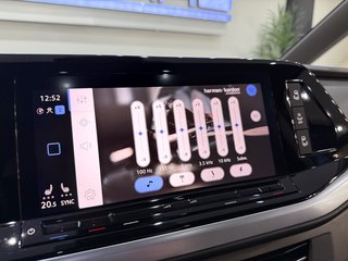 Volkswagen T7 Multivan EDITION LR PANO STANDH HUD EASYOP H&K - bilder 31