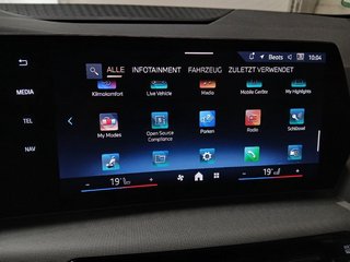 BMW 218 Active Tourer PREMIUM ACC KAM SPUR AMBIENTE - foto 5