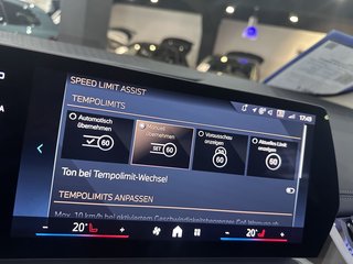 BMW 218 Active Tourer PREMIUM ACC KAM SPUR AMBIENTE - foto 20