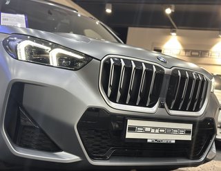 BMW X1 23d xDrive M SPORT PANO AKTIV H&K AHK 360 HUD - foto 10