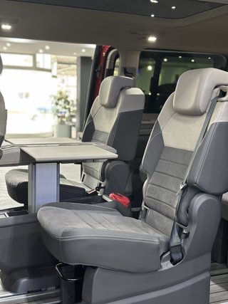 Volkswagen T7 Multivan Lang PANO STHZ EASY ACC TISCH H&K 19 - bilder 17