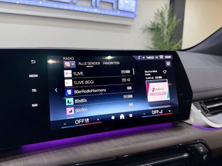 BMW 218 Active Tourer M-SPORT PANO 360KAM H&K HUD AHK - bilder 35