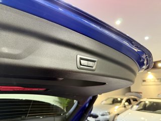 BMW 218 Active Tourer M-SPORT PANO 360KAM H&K HUD AHK - bilder 29