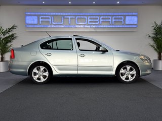 Skoda Octavia Elegance 1.4 XENON PDC S-DACH T-LED AHK - bilder 7