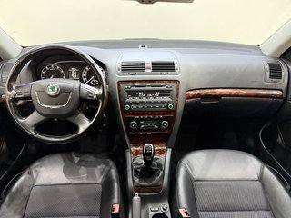 Skoda Octavia Elegance 1.4 XENON PDC S-DACH T-LED AHK - bilder 14
