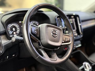 Volvo XC40 INSCRIPTION LEDER H&K LED NAVI RFK AMBIENTE - bilder 13