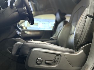 Volvo XC40 INSCRIPTION LEDER H&K LED NAVI RFK AMBIENTE - bilder 18