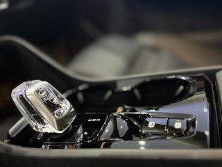 Volvo XC40 INSCRIPTION LEDER H&K LED NAVI RFK AMBIENTE - bilder 19