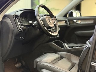 Volvo XC40 INSCRIPTION LEDER H&K LED NAVI RFK AMBIENTE - bilder 27