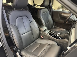 Volvo XC40 INSCRIPTION LEDER H&K LED NAVI RFK AMBIENTE - bilder 29