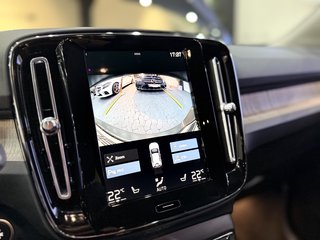 Volvo XC40 INSCRIPTION LEDER H&K LED NAVI RFK AMBIENTE - bilder 23