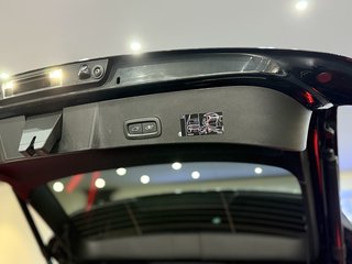 Volvo XC40 B4 INSCRIPTION LEDER H&K LED NAVI RFK AMBIE - bilder 20