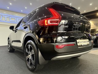 Volvo XC40 B4 INSCRIPTION LEDER H&K LED NAVI RFK AMBIE - bilder 26