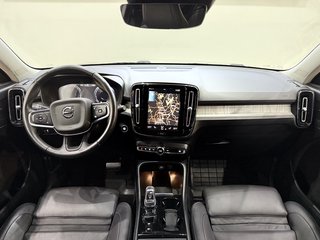 Volvo XC40 B4 INSCRIPTION LEDER H&K LED NAVI RFK AMBIE - bilder 16