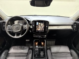 Volvo XC40 B4 INSCRIPTION LEDER H&K LED NAVI RFK AMBIE - bilder 15
