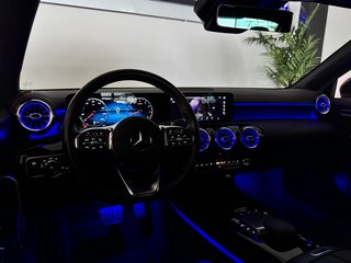 Mercedes-Benz CLA 180 AMG-LINE WIDESCR PANO AMBIENTE MY21 - bilder 17