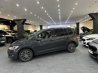 Volkswagen Touran DSG 7SITZE PANO STANDH AHK SOUND ACC KAM - foto 1