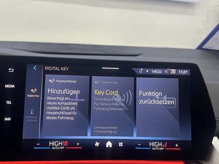 BMW 218 Active Tourer M-SPORT PANO H&K AHK MASSAGE - foto 35