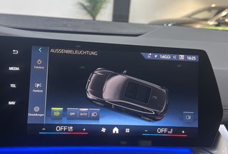 BMW 218 Active Tourer M-SPORT PANO MASSAGE 360K AHK - foto 30