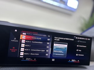 BMW 320 d xDrive M SPORT STHZ ACC HiFi HEAD_UP-DISPL - foto 25