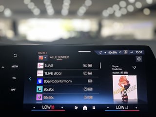 BMW 218 Active Tourer M-SPORT PANO HUD H&K MASSAGE - foto 14