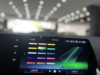 BMW 218 Active Tourer M-SPORT PANO HUD H&K MASSAGE - foto 20