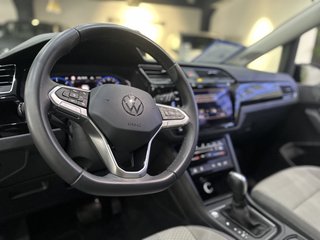 Volkswagen Touran 2.0TDI DSG 7SITZER STHZ SOUND AMBIE RFK - foto 12