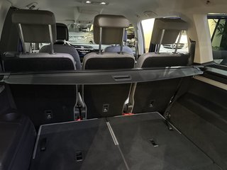 Volkswagen Touran 2.0TDI DSG 7SITZER STHZ SOUND AMBIE RFK - foto 37