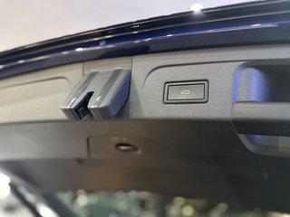 Volkswagen Touran 2.0TDI DSG 7SITZER STHZ SOUND AMBIE RFK - foto 39
