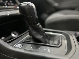 Volkswagen Touran DSG 7SITZE PANO LED FAMILY-PAK EASYOP KAM - foto 40