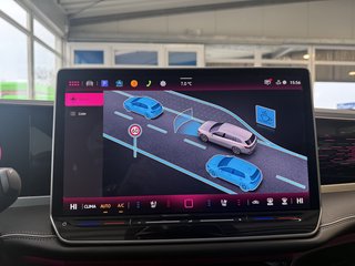 Volkswagen Passat Variant Elegance Autom., LED ACC HuD Kamera Navi - bilder 21