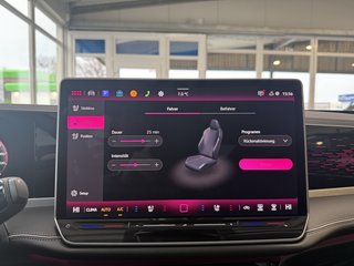 Volkswagen Passat Variant Elegance Autom., LED ACC HuD Kamera Navi - bilder 26