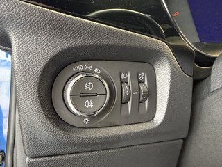 Opel Corsa F Elegance Sport.. LED Pano CarPlay Kamera - foto 9