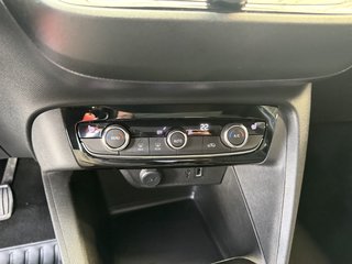 Opel Corsa F Elegance Sport.. LED Pano CarPlay Kamera - foto 17
