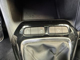 Opel Corsa F Elegance Sport.. LED Pano CarPlay Kamera - foto 18