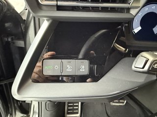 Audi A3 Sportback S-Line Sport Autom., Matrix Sonos Pano Navi - bilder 9