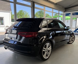 Audi A3 Sportback S line Sportpaket Automatik Pano Leder B&O Navi - foto 4