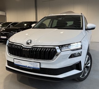 Skoda Karoq Selection Autom., LED CarPlay Virtual PDC - foto 2