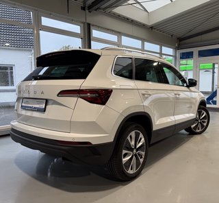 Skoda Karoq Selection Autom., LED CarPlay Virtual PDC - foto 5